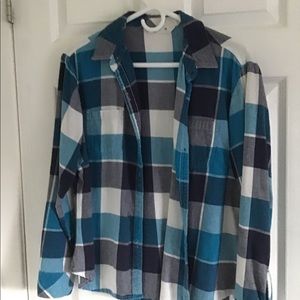 Women’s flannel top.